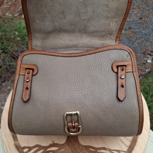 Vintage Dooney & Bourke Pre-Tag R 46 Bicycle Bag Taupe/Tan Leather Crossbody - Picture 8 of 14